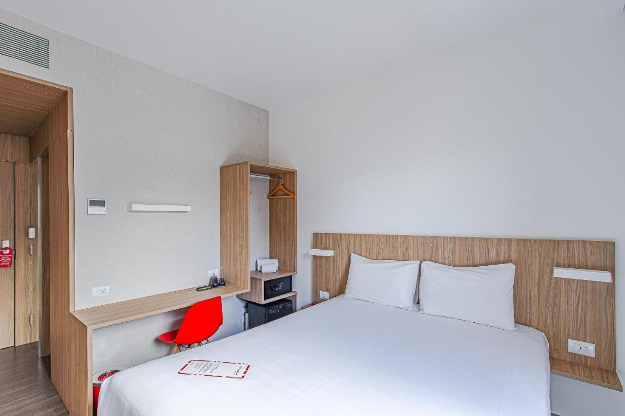 Hotel Moov Curitiba Dış mekan fotoğraf